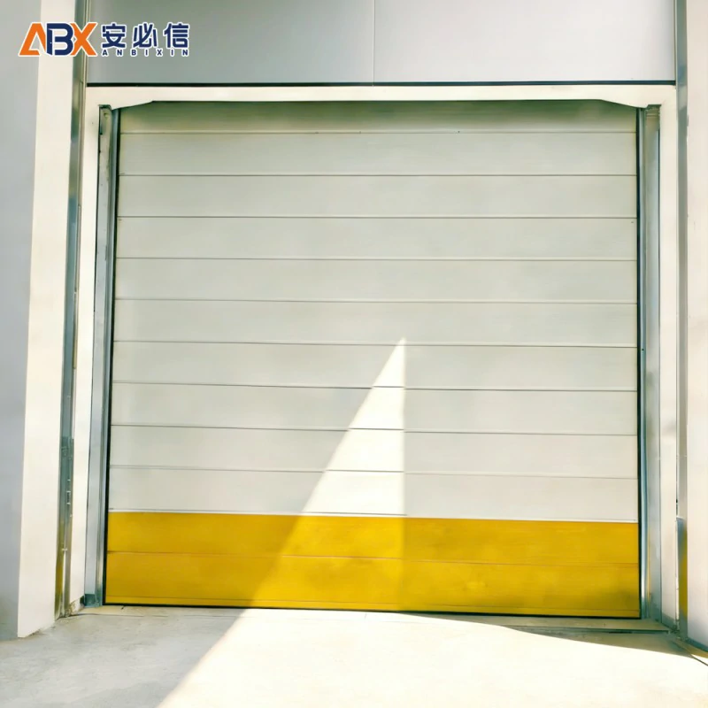 双河分段式滑升门